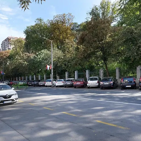 Apartment Paradise Flora Centar *